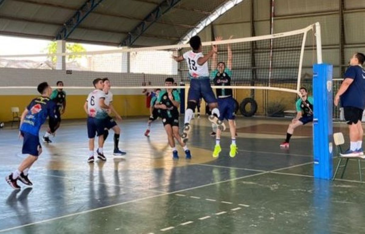 Voleibol e futevôlei agitam as quadras do Sesc-MT em junho