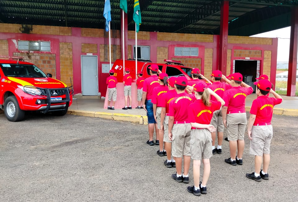 Corpo de Bombeiros realiza atividades educativas em Alto Araguaia e Primavera do Leste