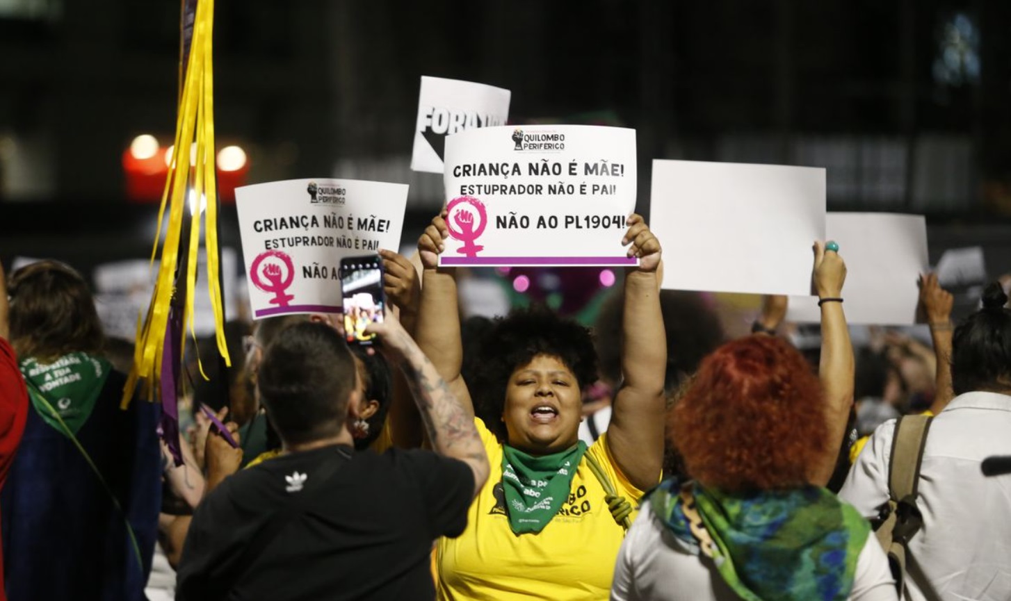 DPU aponta retrocesso em PL que equipara aborto após estupro a homicídio