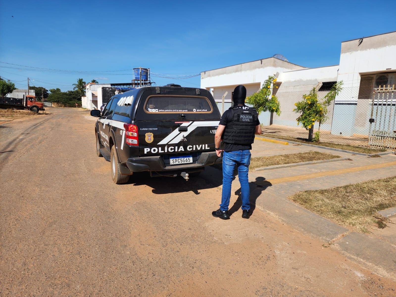 Polícia Civil prende jovem procurado por homicídio em Mirassol d’Oeste