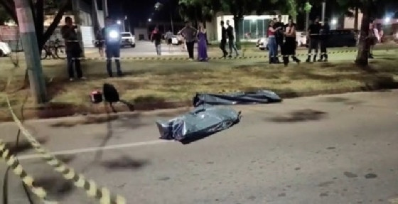 Sinop | Jovens morrem ao desviar de quebra-mola e bater moto contra poste