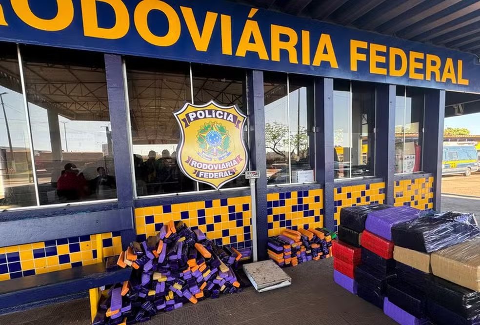 Mais de 700 kg de maconha apreendida em Rondonópolis estava escondida dentro de carro furtado em MG