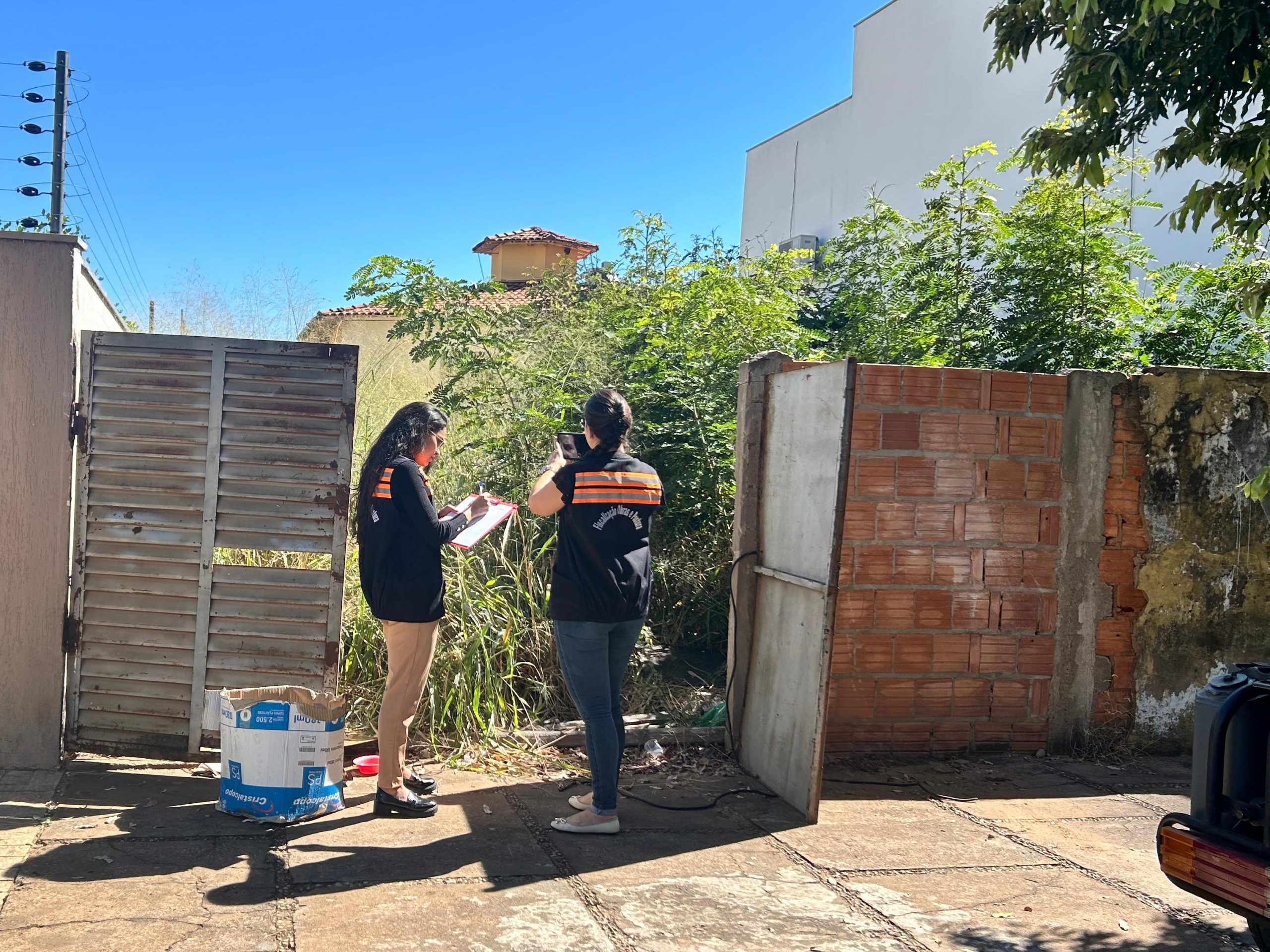 Rondonópolis | Receita intensifica fiscalização de terrenos para evitar queimadas urbanas