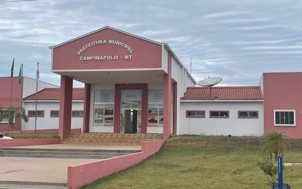 Prefeitura de Campinópolis oferece salário de até R$ 15 mil em concurso público; veja vagas