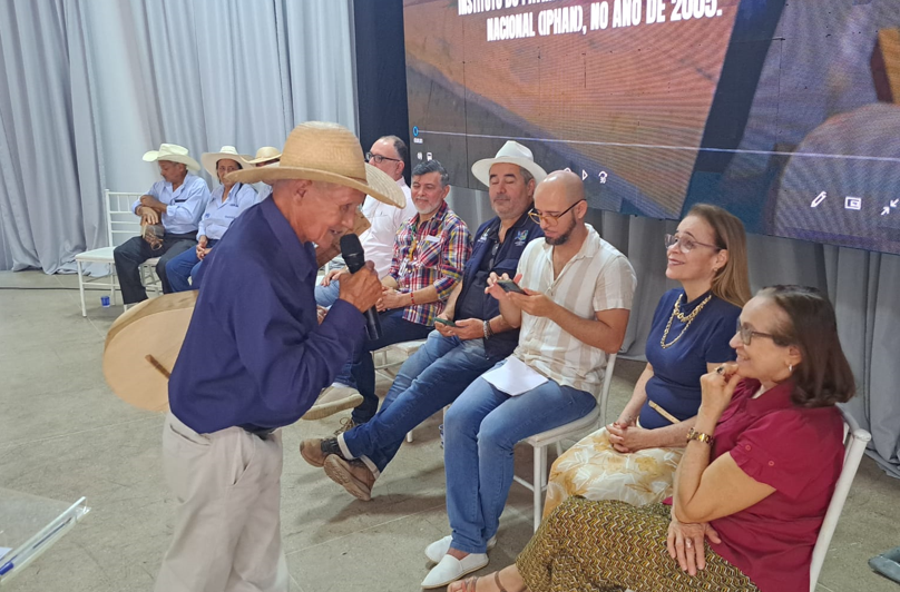 Cáceres | FIPe 2024: Lançamento do documentário “Moda de Fazer Viola de Cocho: Os Saberes dos Cururueiros”.