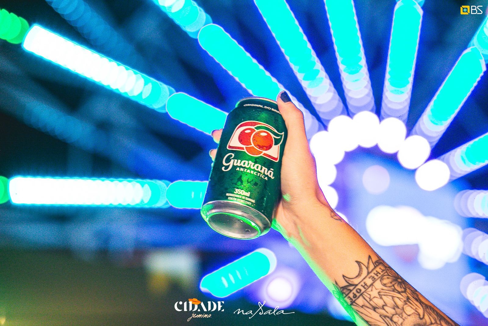 Guaraná Antarctica comemora dia da pizza com show gratuito de Lamparina em edição especial do Cidade Junina