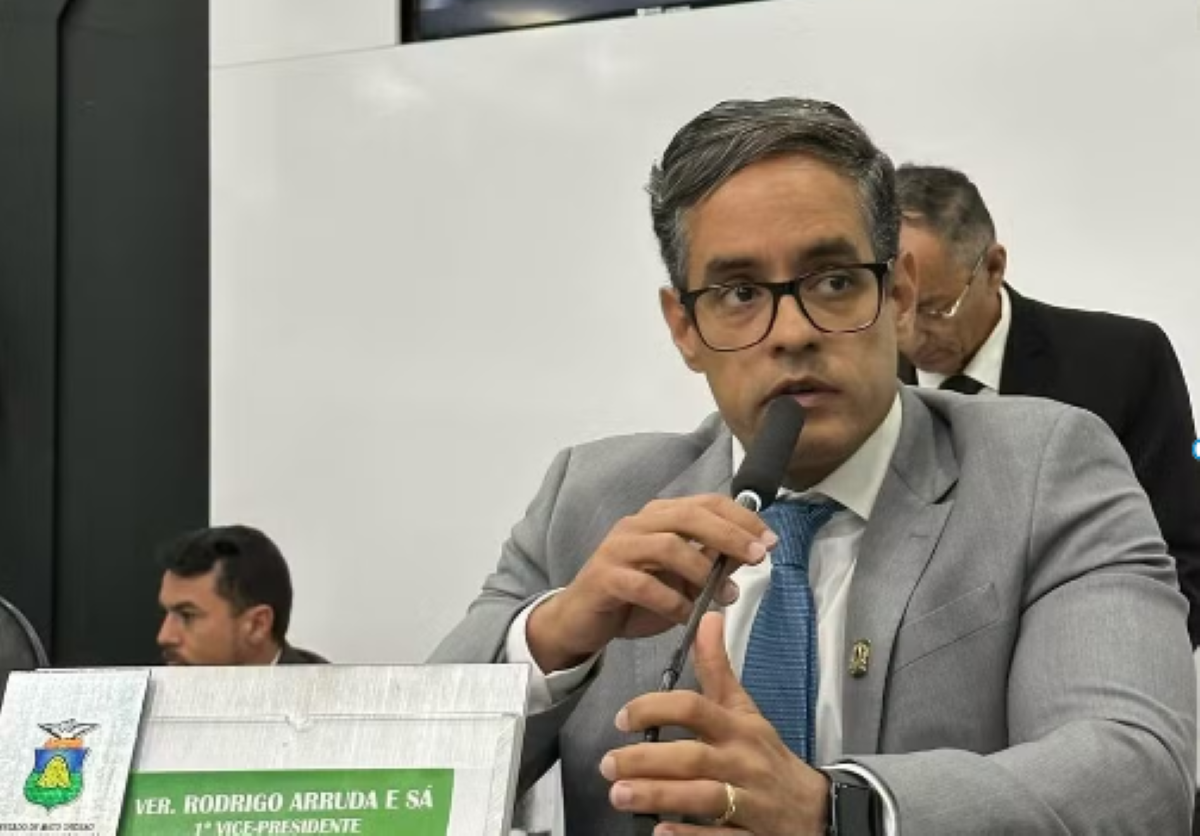 Projeto de lei propõe leitura da bíblia em escolas públicas e particulares de Cuiabá