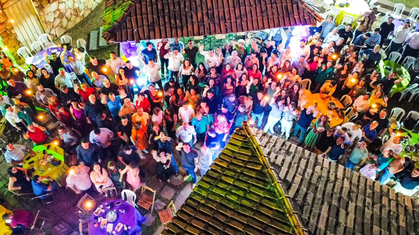Evento celebra mês do Advogado em festa com profissionais jovens e experientes