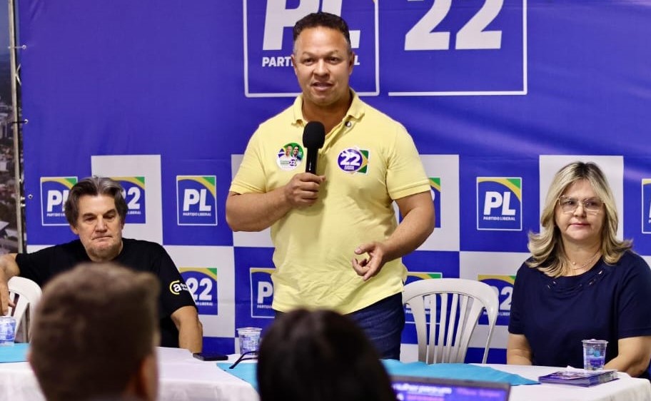 Cláudio Ferreira apresenta plano de governo com foco em saúde e infraestrutura
