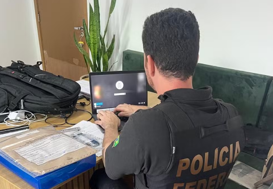 PF realiza operação em 5 estados contra lavagem de dinheiro do tráfico de drogas em regiões de fronteira