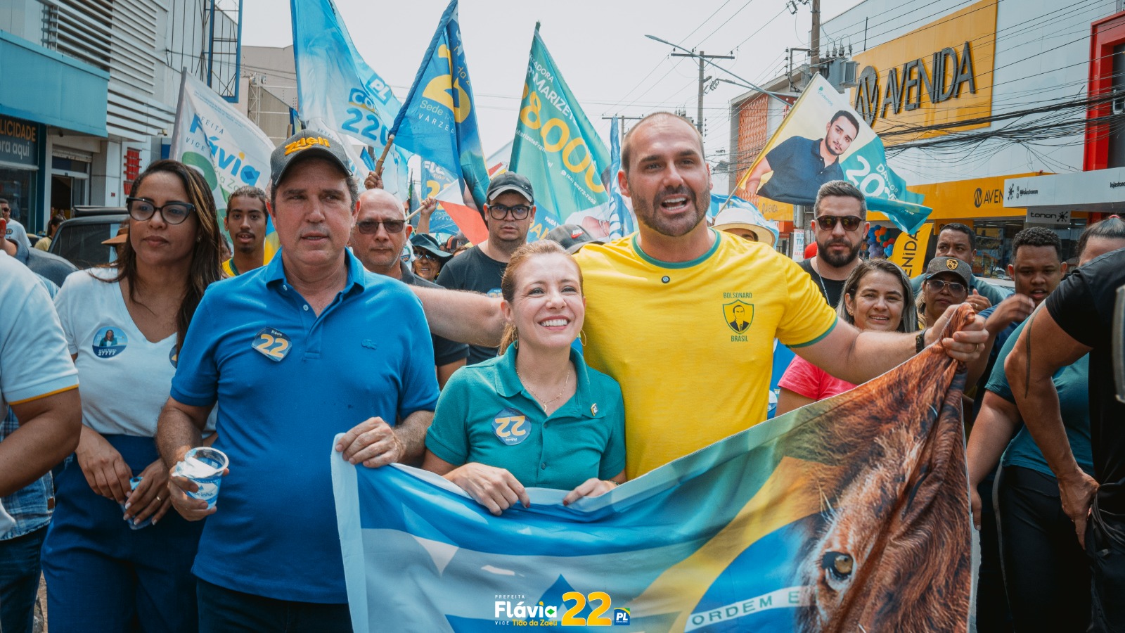 Eduardo Bolsonaro critica Coronel Assis por não seguir ex-presidente e apoiar Flávia Moretti