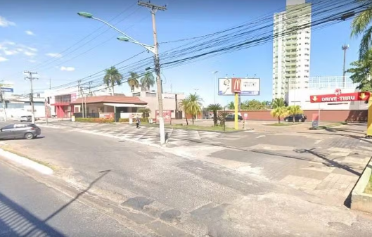 Criminosos arrombam cofre e furtam lanchonete de fast-food em Cuiabá