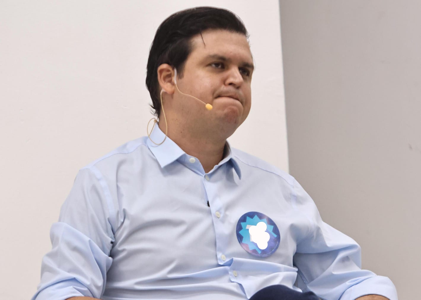 Acusado de divulgar fake news, Thiago Silva descumpre decisão judicial e não divulga direito de resposta de Cláudio Ferreira