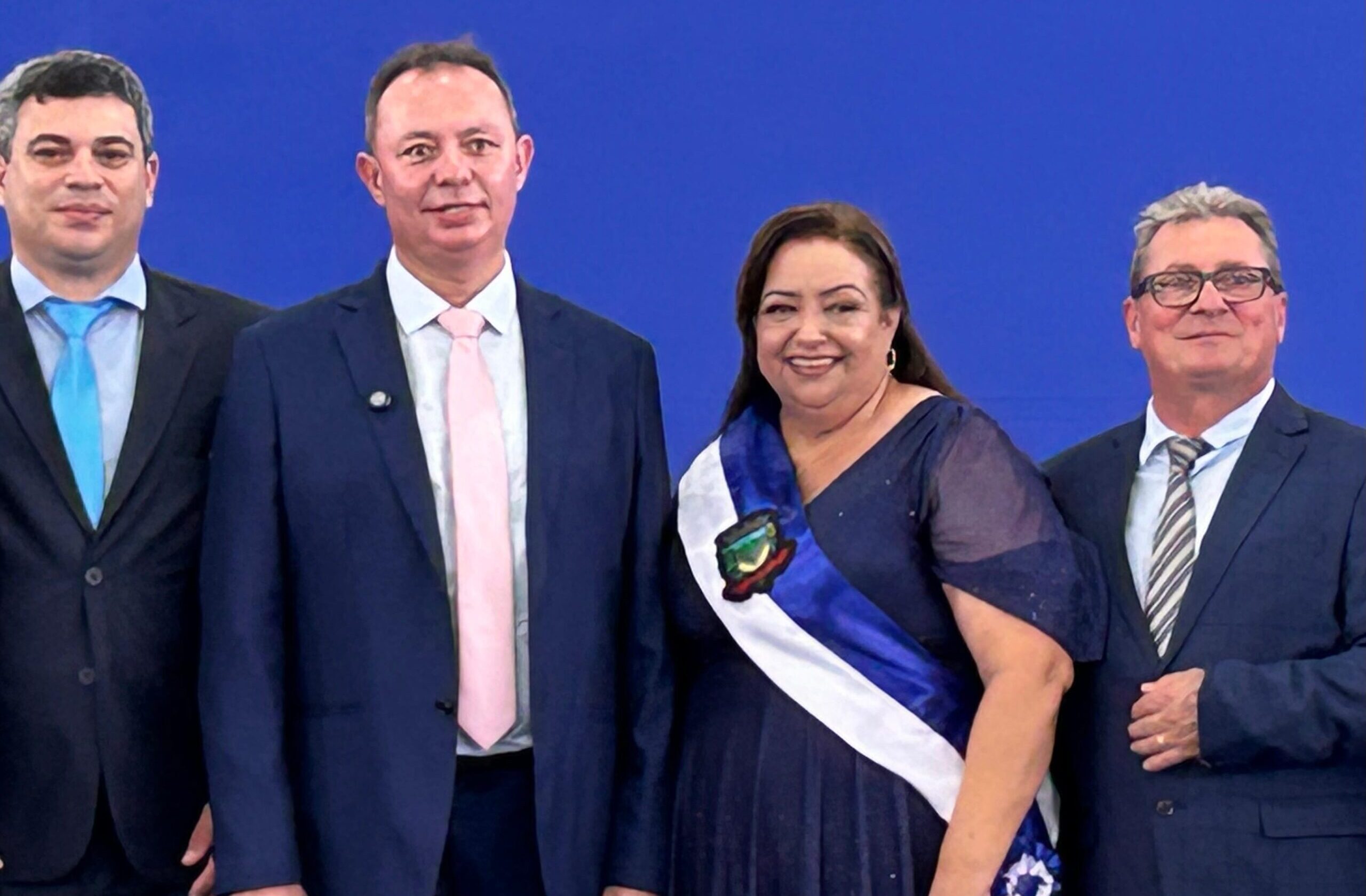 Iraci Souza e Lenildo Augusto são empossados em Pedra Preta