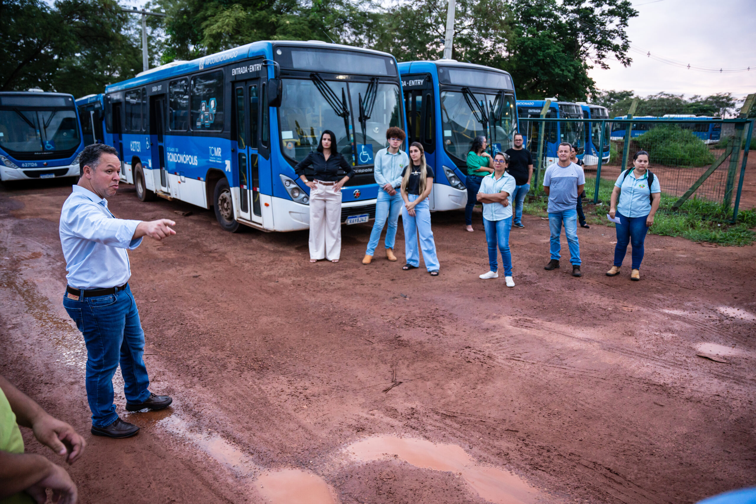 Rondonópolis | Prefeito conhece estrutura do transporte coletivo municipal