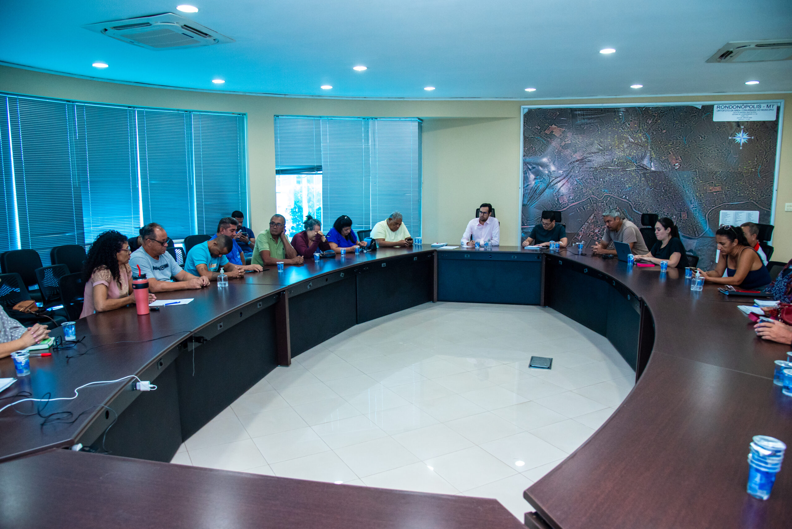 Rondonópolis | Representantes da região Salmem foram recebidos pelo secretário de Governo