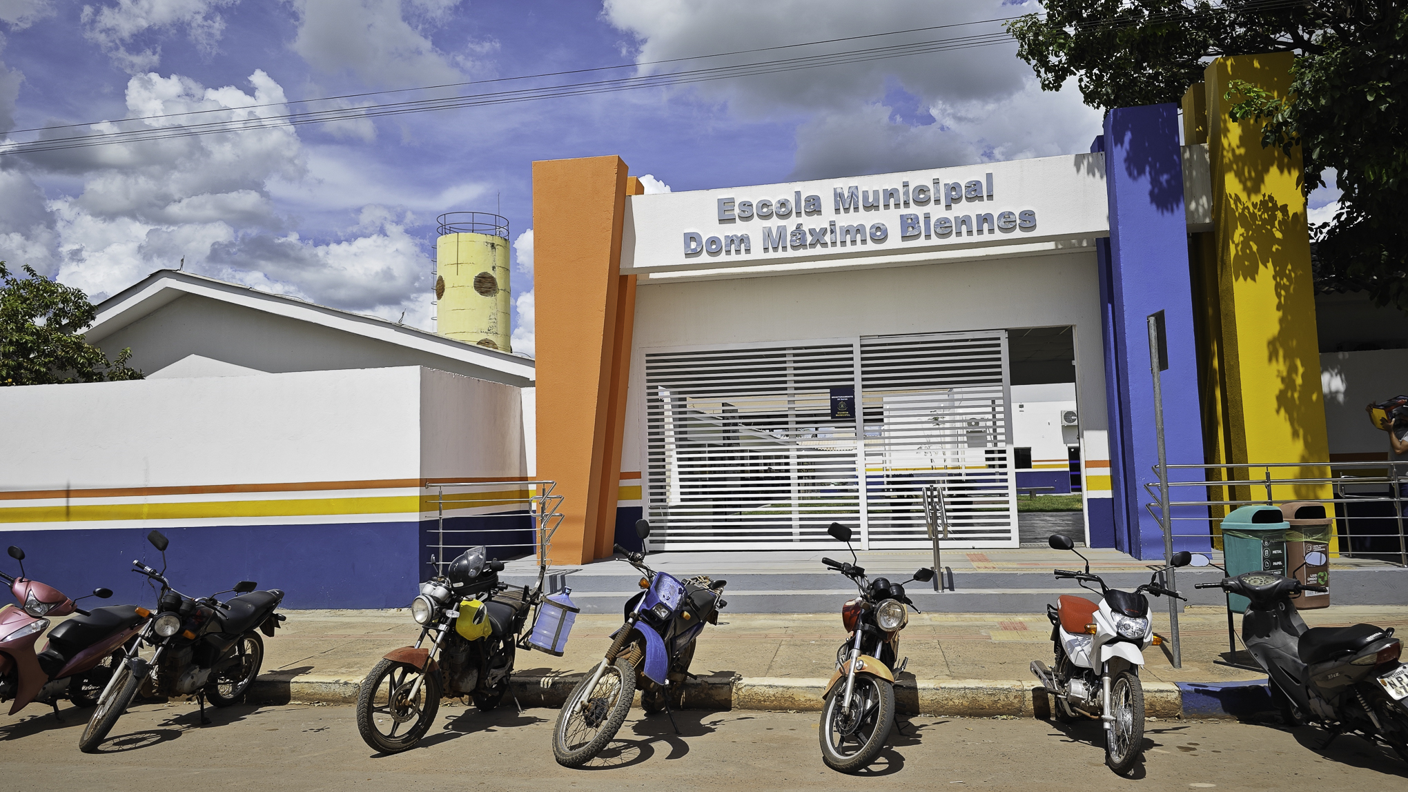 Preparativos para início do ano letivo movimentam educação municipal em Cáceres