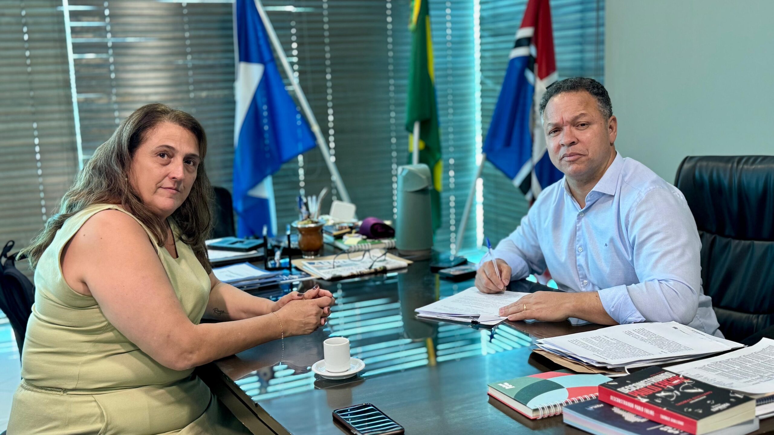 Prefeito anuncia estratégia para voltar a contratar Coder