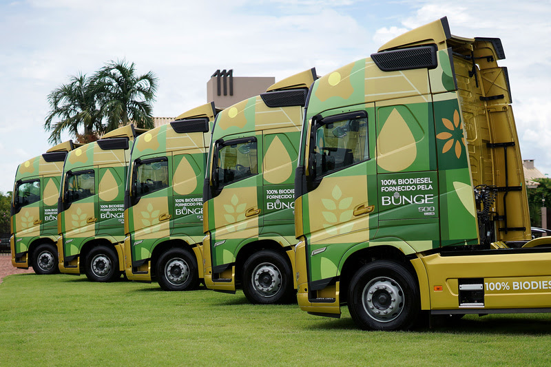 Bunge e Martelli Transportes iniciam projeto para reduzir emissões em transportes utilizando biodiesel B100 em caminhões