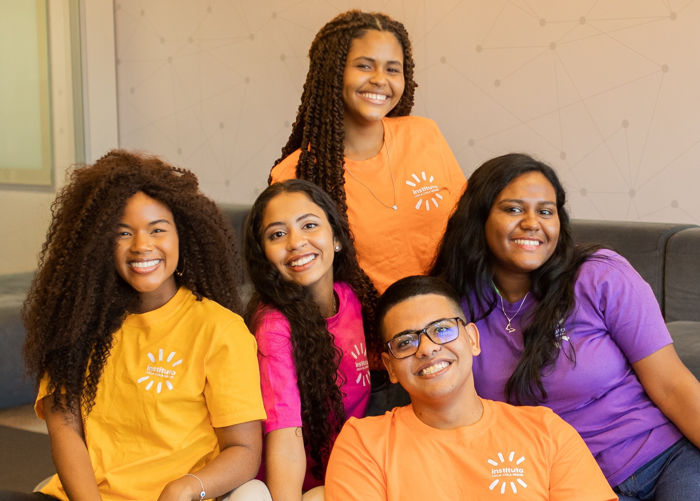 Coletivo Online abre 455 vagas para capacitação gratuita voltada para jovens do Mato Grosso