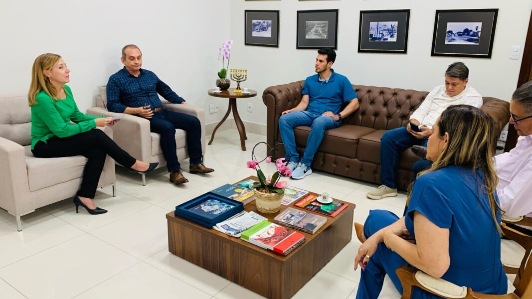 Wilson Santos e Flávia Moretti unem forças por recursos e discutem sobre hidrelétricas no rio Cuiabá