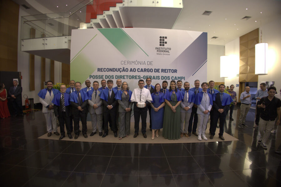 IFMT empossa 19 diretores-gerais para gestão 2025-2029