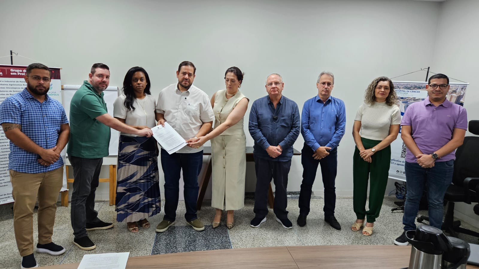 Vereadores de Rondonópolis oficializam solicitação de informações à Santa Casa para a CEI