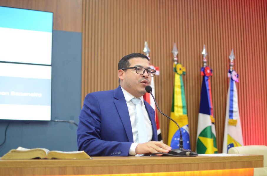 Vereador Vinícius Amoroso alerta sobre crise na saúde infantil e destaca aprovação do Vacinômetro