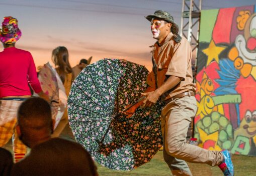 Cultura e Juventude leva ao palco Manoel de Barros e oferta outras atrações com “Toda Praça é Arte”