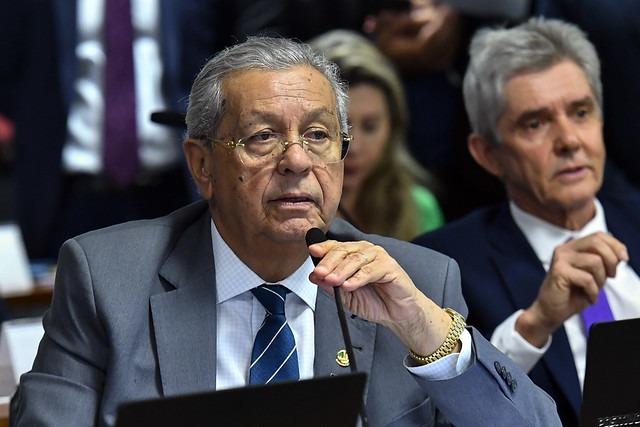 Ministro garante a Jayme Campos conclusão da FICO e duplicação da BR-163