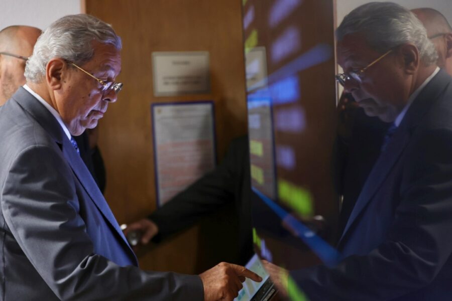 Senado aprova PL de Jayme Campos que abre nova frente na guerra contra o narcotráfico