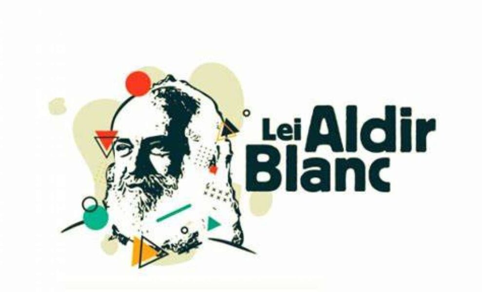 Presidente sanciona lei que torna permanente a Política Aldir Blanc