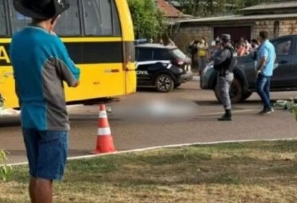 Aluno de 6 anos morre atropelado por ônibus a caminho de escola