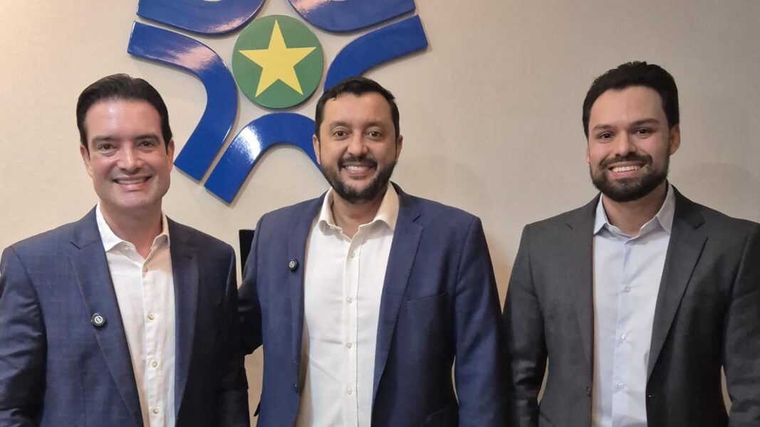 Léo Bortolin lidera missão inédita de prefeitos de MT rumo à Índia em busca de inovação