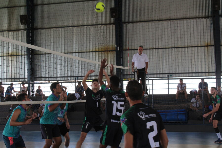 Sesc Cáceres abre inscrições para competição de Vôlei de Quadra para adultos no dia 14