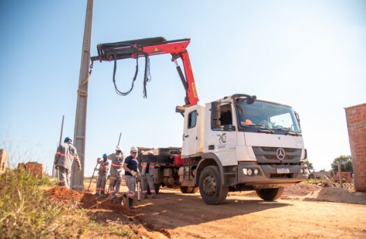 Rondonópolis | Prefeitura dá início em obra de instalação de rede elétrica no Alfredo de Castro 3