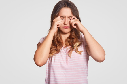 Tempo seco intensifica os sintomas de alergia ocular