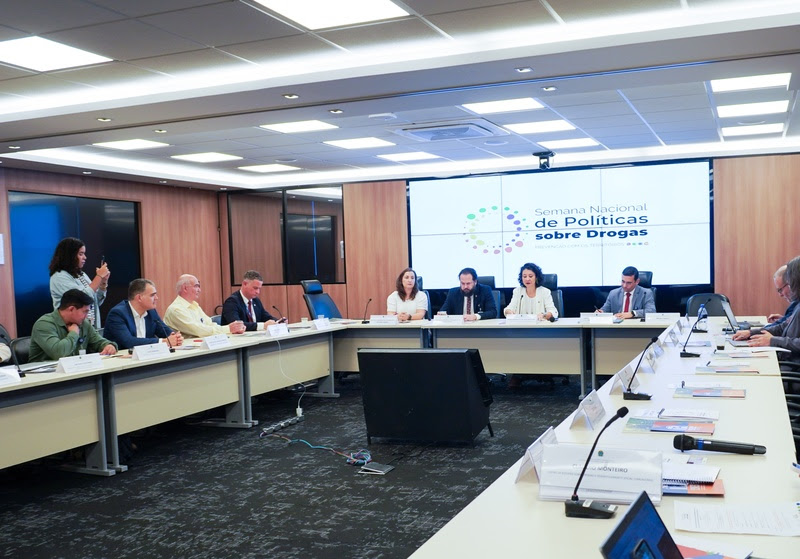 Governo investe em qualificação e renda para afastar jovens do crime na fronteira amazônica 