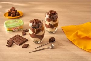 Receitas de Copo da Felicidade com Brownie, Mousse de Maracujá e Brigadeiro e Bolo de Chocolate com Laranja
