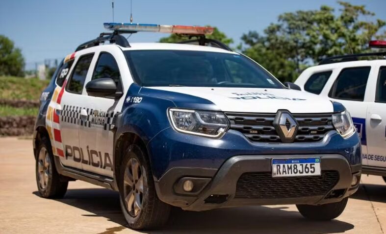 Jovem é morto a facadas após briga motivada por ciúmes do atual namorado da ex