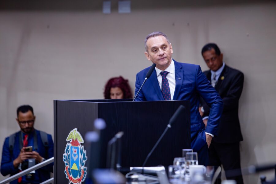 Nos 190 anos da ALMT, Wilson Santos destaca papel histórico do Parlamento