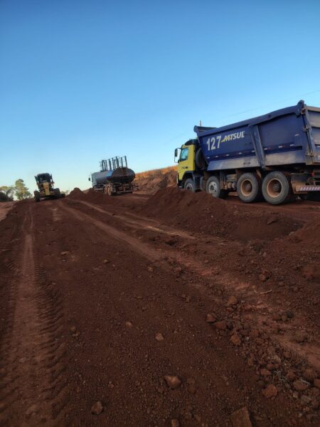 Construtora retoma obras e promete restaurar trecho danificado na MT-170