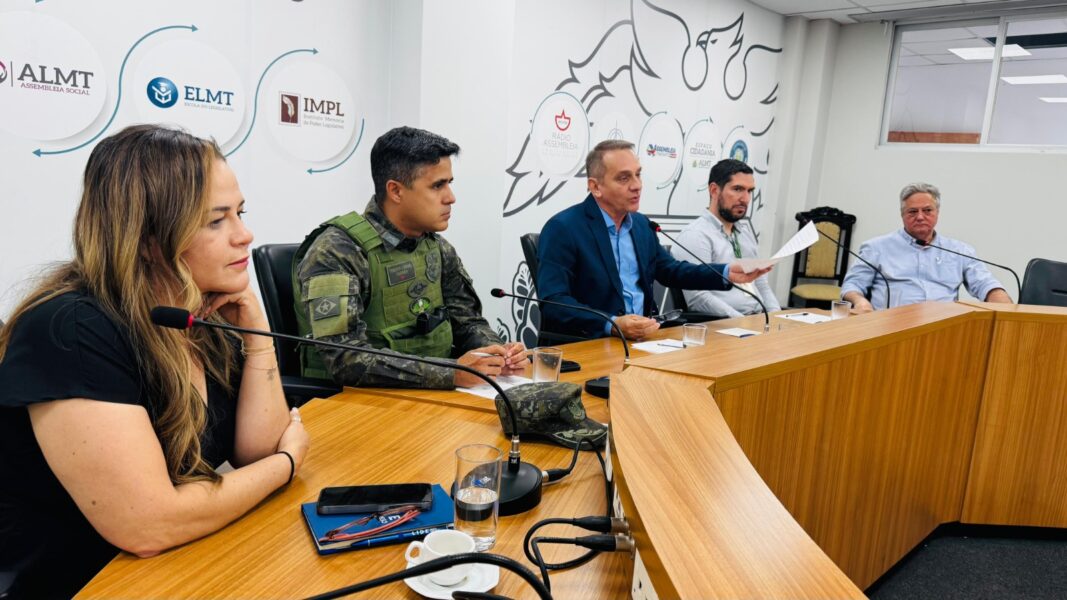 Wilson Santos estreita diálogo entre pescadores, catadores de iscas vivas e órgãos fiscalizadores