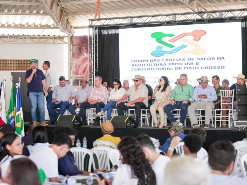 “Mato Grosso precisa valorizar a produção da agricultura familiar local”, defende Hugo Garcia em palestra em Confresa