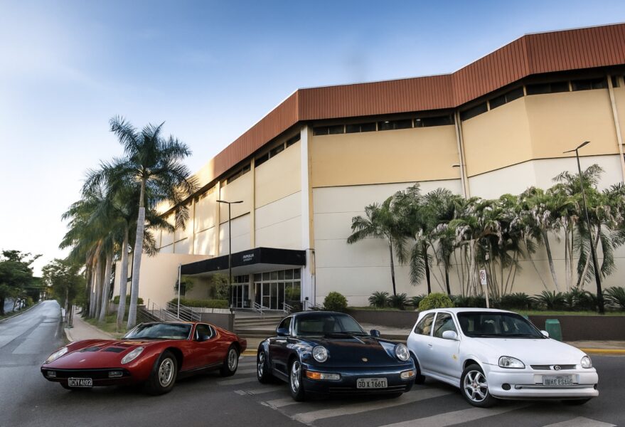 Encontro de Carros Clássicos’ movimenta shopping em Cuiabá neste domingo (5)