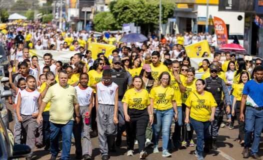 Rondonópolis | Primeira-dama representa Prefeitura na Caminhada pela Vida