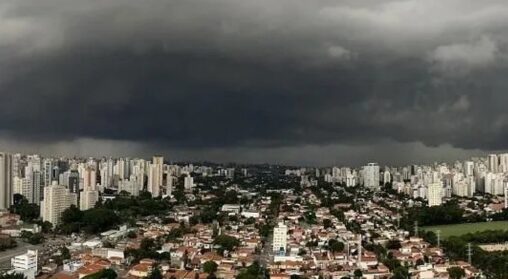 Alerta severo avisa população da Grande São Paulo sobre riscos do forte temporal