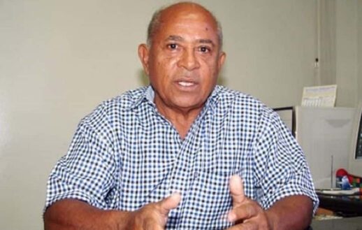 Prefeitura homenageia pioneiro da comunicação com nome no CRAS da Vila Rica