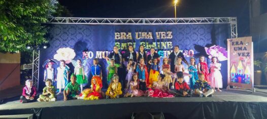 Festa Cultural da EMEI Elaine Aparecida celebra literatura infantil com encanto e participação da comunidade