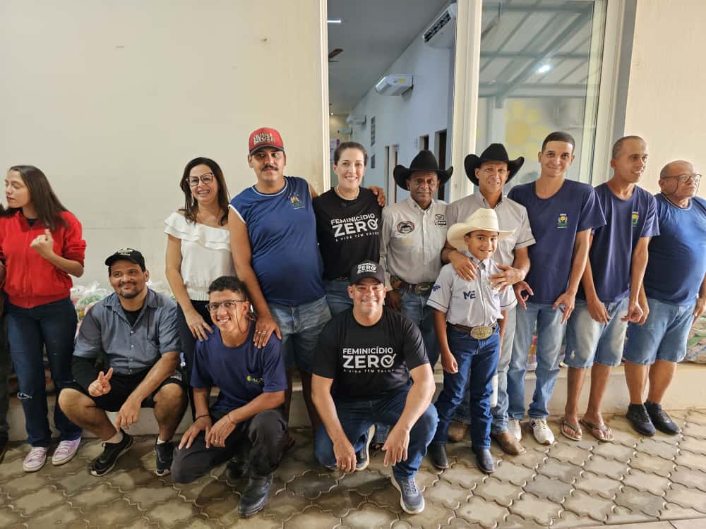 Semana do Cavalo e parceiros realizam a entrega de alimentos arrecadados durante o evento